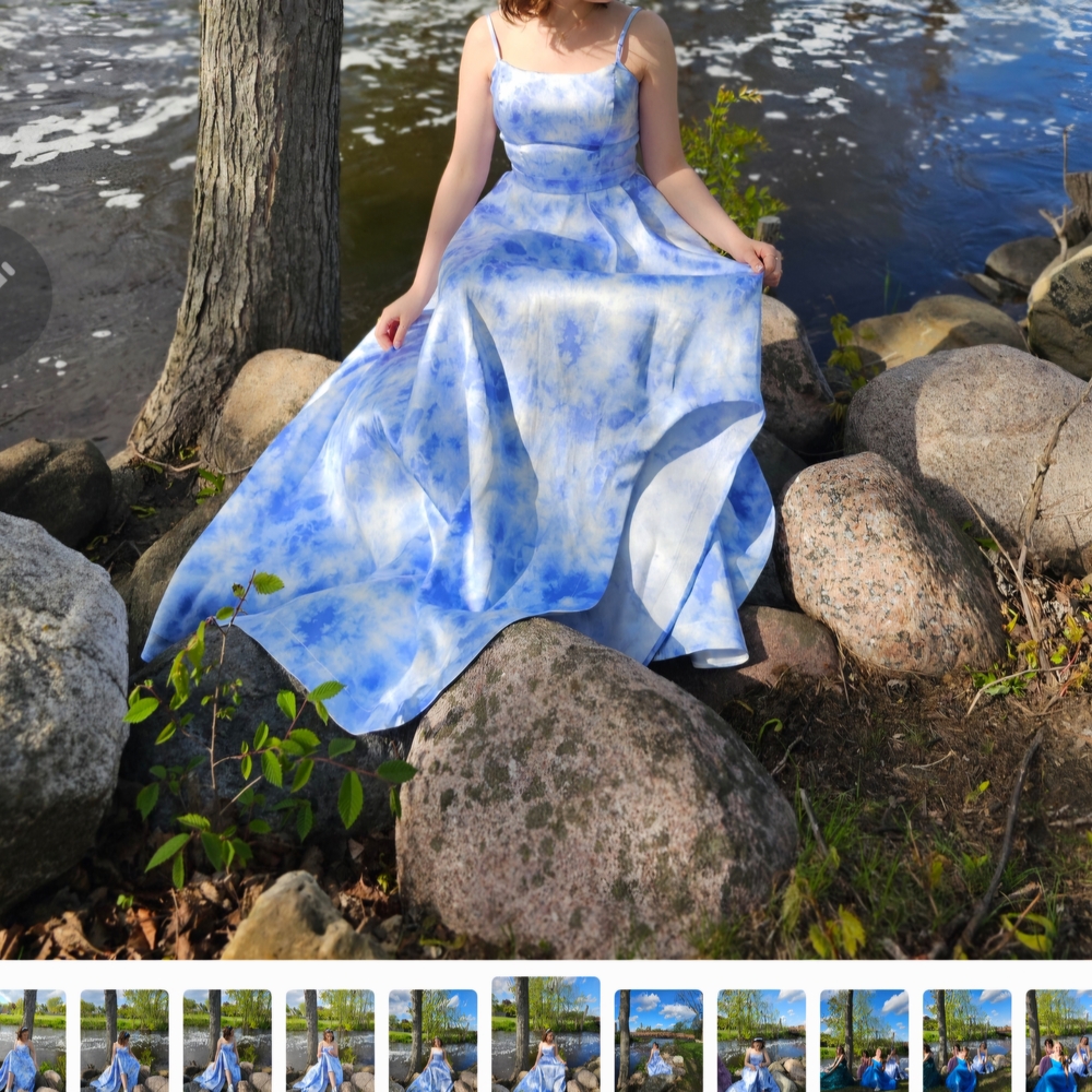 Elegant Blue Tie-Dye Maxi Dress